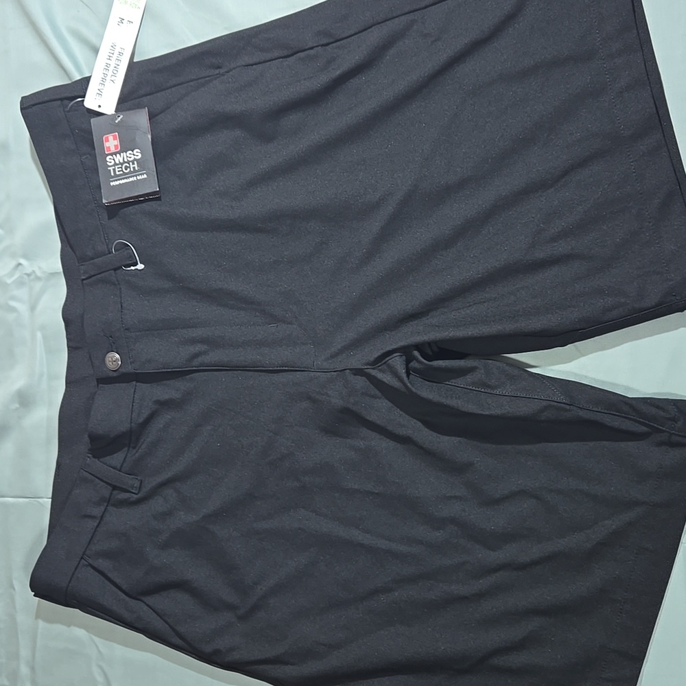 Swiss Tech Performance Gear Mens UPF 30 Size 38 Black Shorts